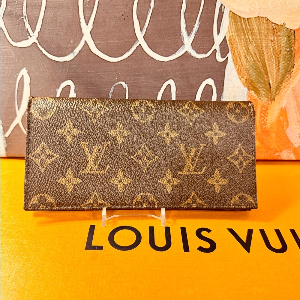 Louis Vuitton Monogram bifold wallet 100% hand made soft quilt leather - Picture 13 of 16